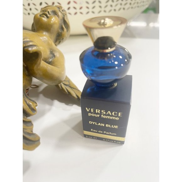 Versace Dylan Blue Pour Femme Eau de Parfum - Picture 1 of 8